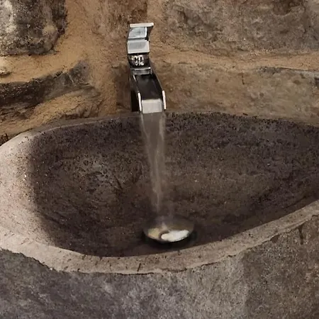 Nadive House Il Rifugio Perfetto Империя